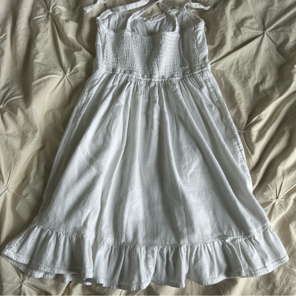 Hollister XS White Ruffled Mini Sundress - Picture 5 of 7